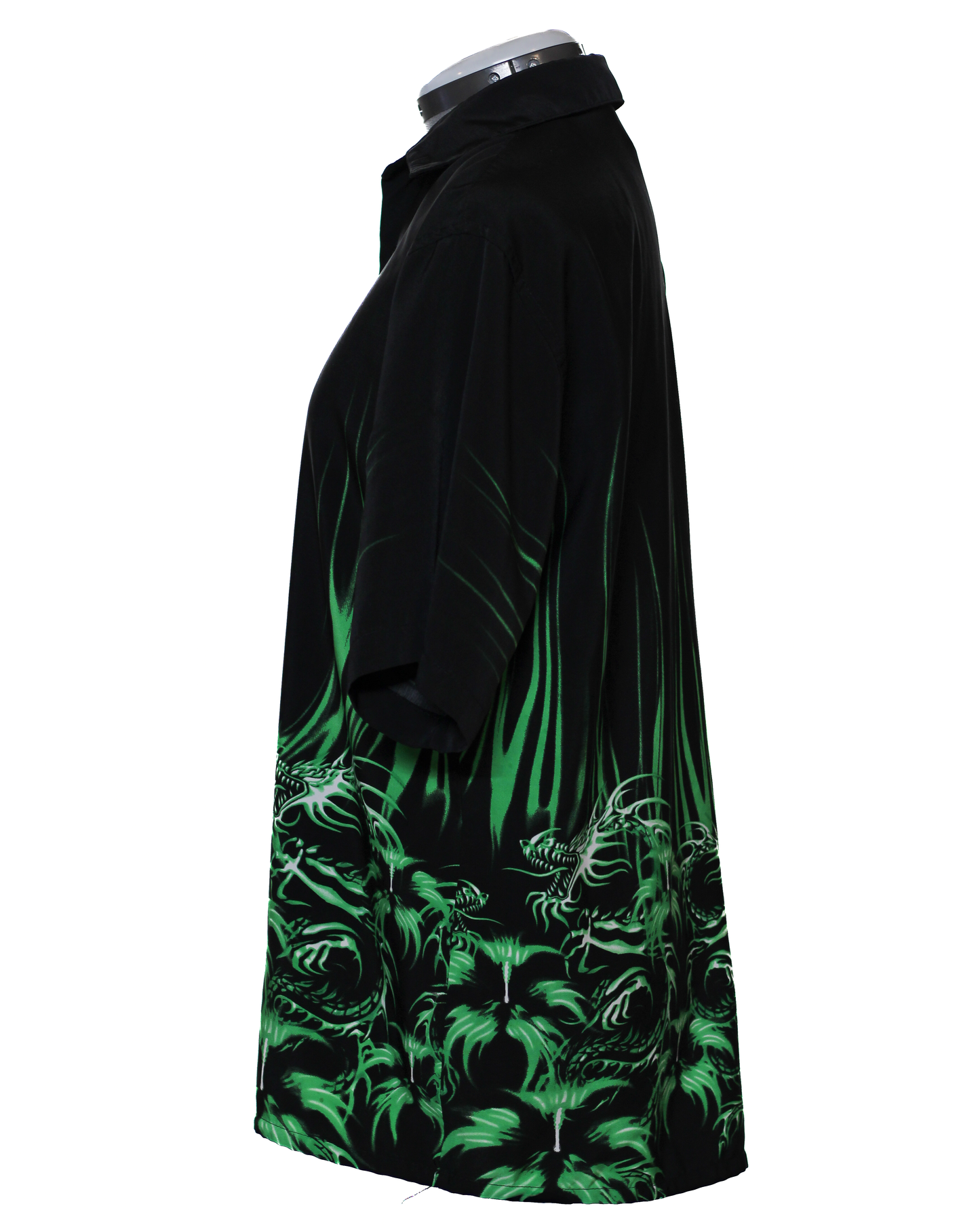 Camisa hawaiana con estampado de llamas de dragón verde y negro para hombre