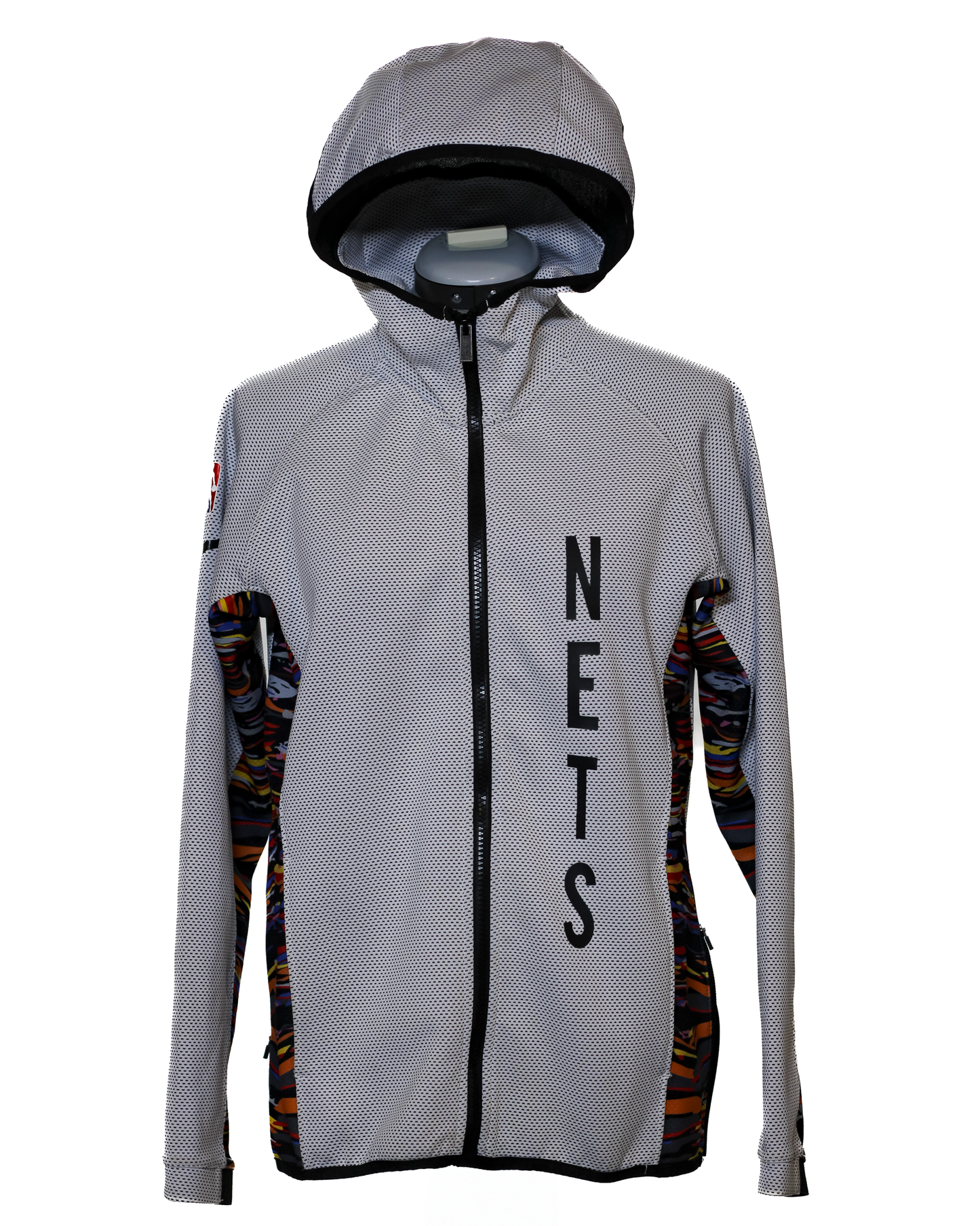 Chaqueta con capucha y cremallera completa perforada de los Brooklyn Nets de la NBA, gris