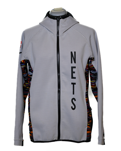 Chaqueta con capucha y cremallera completa perforada de los Brooklyn Nets de la NBA, gris