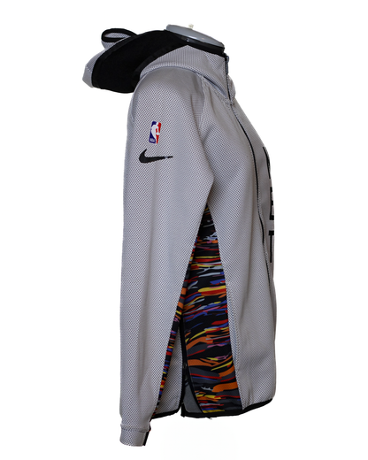 Chaqueta con capucha y cremallera completa perforada de los Brooklyn Nets de la NBA, gris