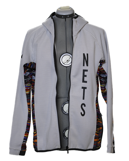 Chaqueta con capucha y cremallera completa perforada de los Brooklyn Nets de la NBA, gris